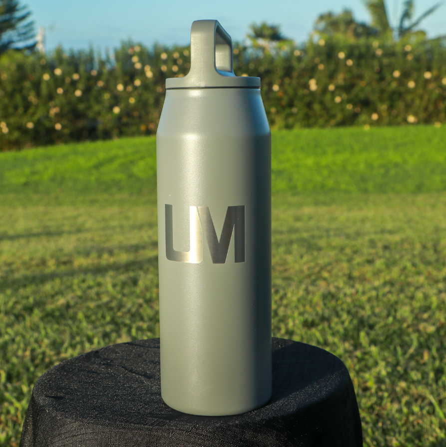 UM/MIIR COLLAB 32 OZ HYDRATION WATER BOTTLES