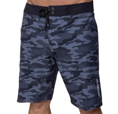 UM 19" Vault Boardshort